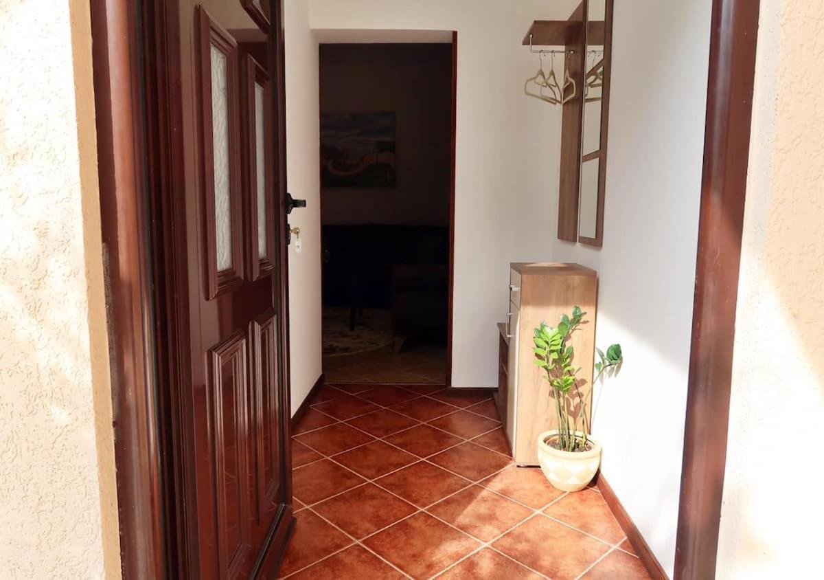 קוטור Exclusive Apartment Muo מראה חיצוני תמונה