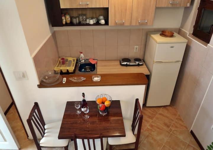 קוטור Exclusive Apartment Muo מראה חיצוני תמונה